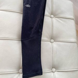 Alo full length high waisted leggings, ribbed bottoms